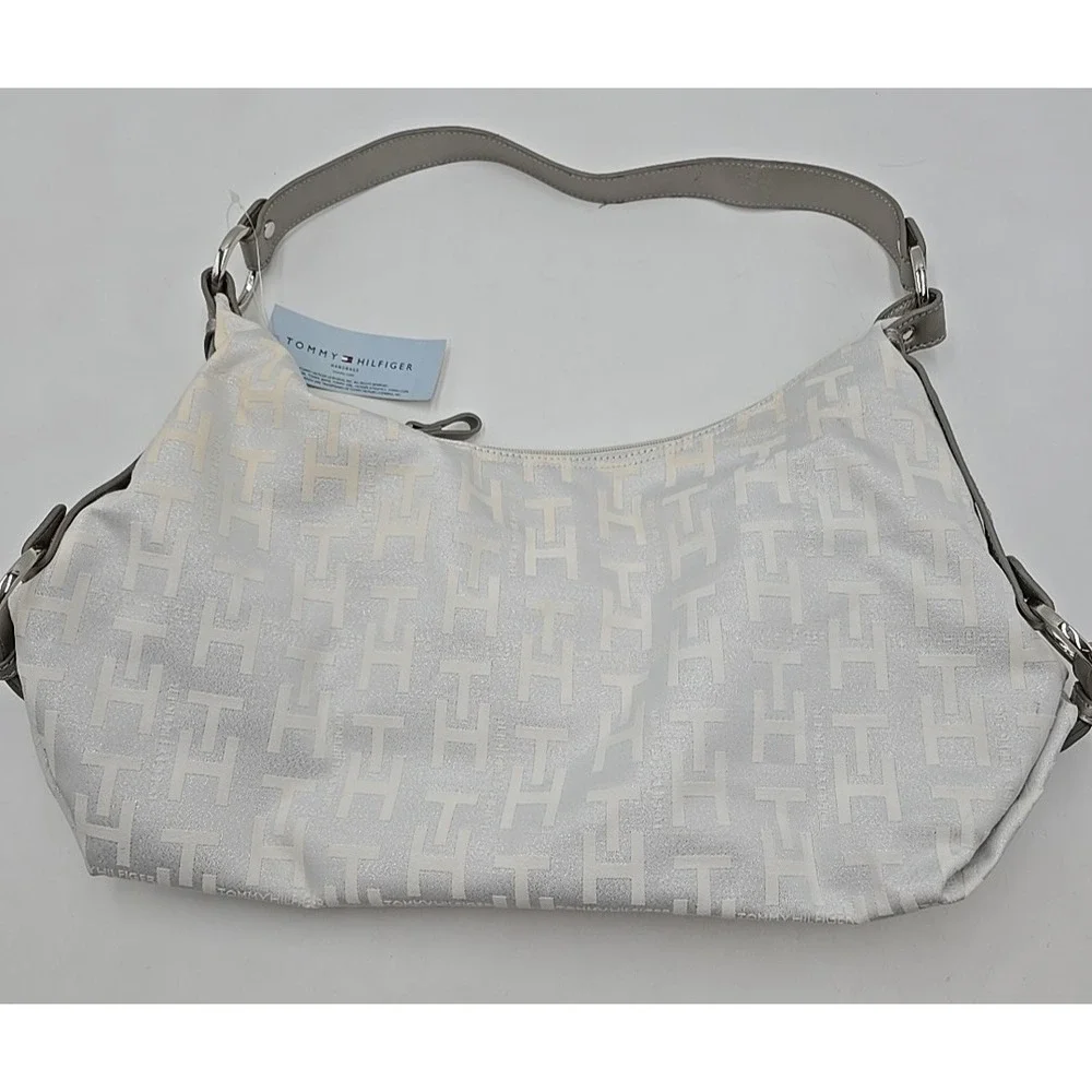 Tommy Hilfiger Womens Purse‎ Snapped Up Hobo NWT